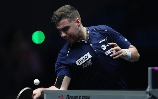 都牵动着球 都牵动着球