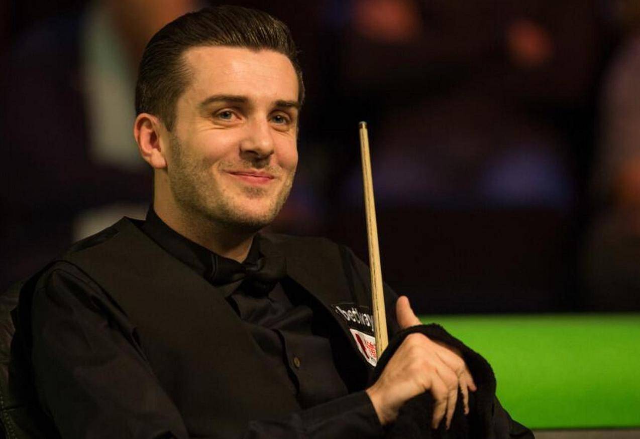 黄潜最近15个赛季西甲主场对巴萨未尝胜绩，且已遭遇五连败