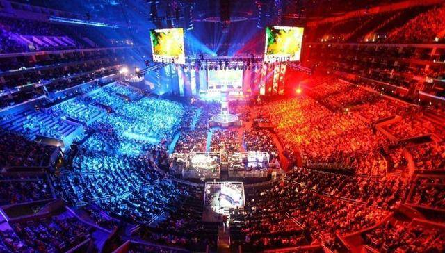 从赛场狂欢到舌尖盛宴，与王俊凯一起解锁沙特电竞之旅